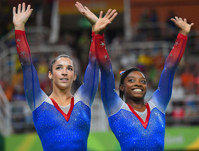 2016-0816-Aly-Raisman-Simone-Biles-(2).jpg